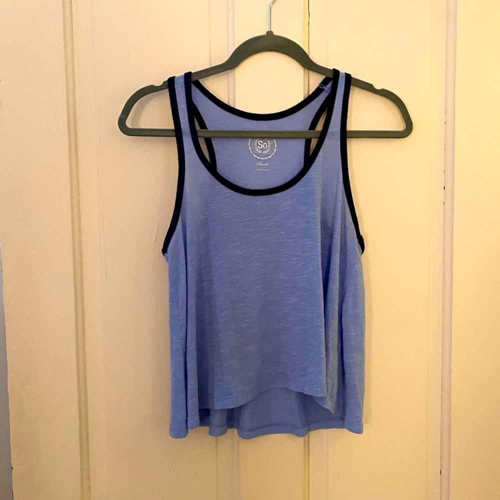 Light blue crop top tank